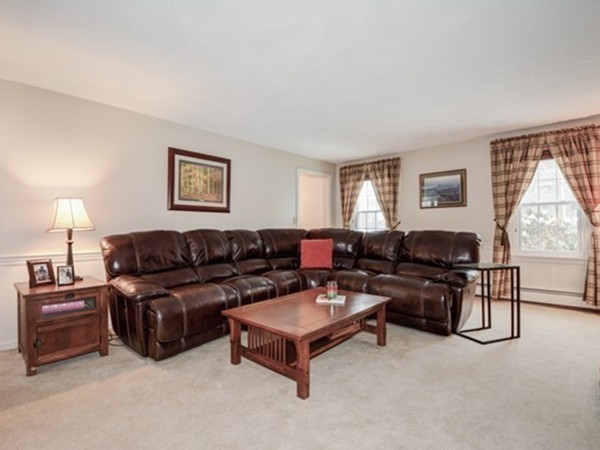 10 Grist Mill Road Acton, MA 01720 - Photo 5 of 28 Gallery Image 5