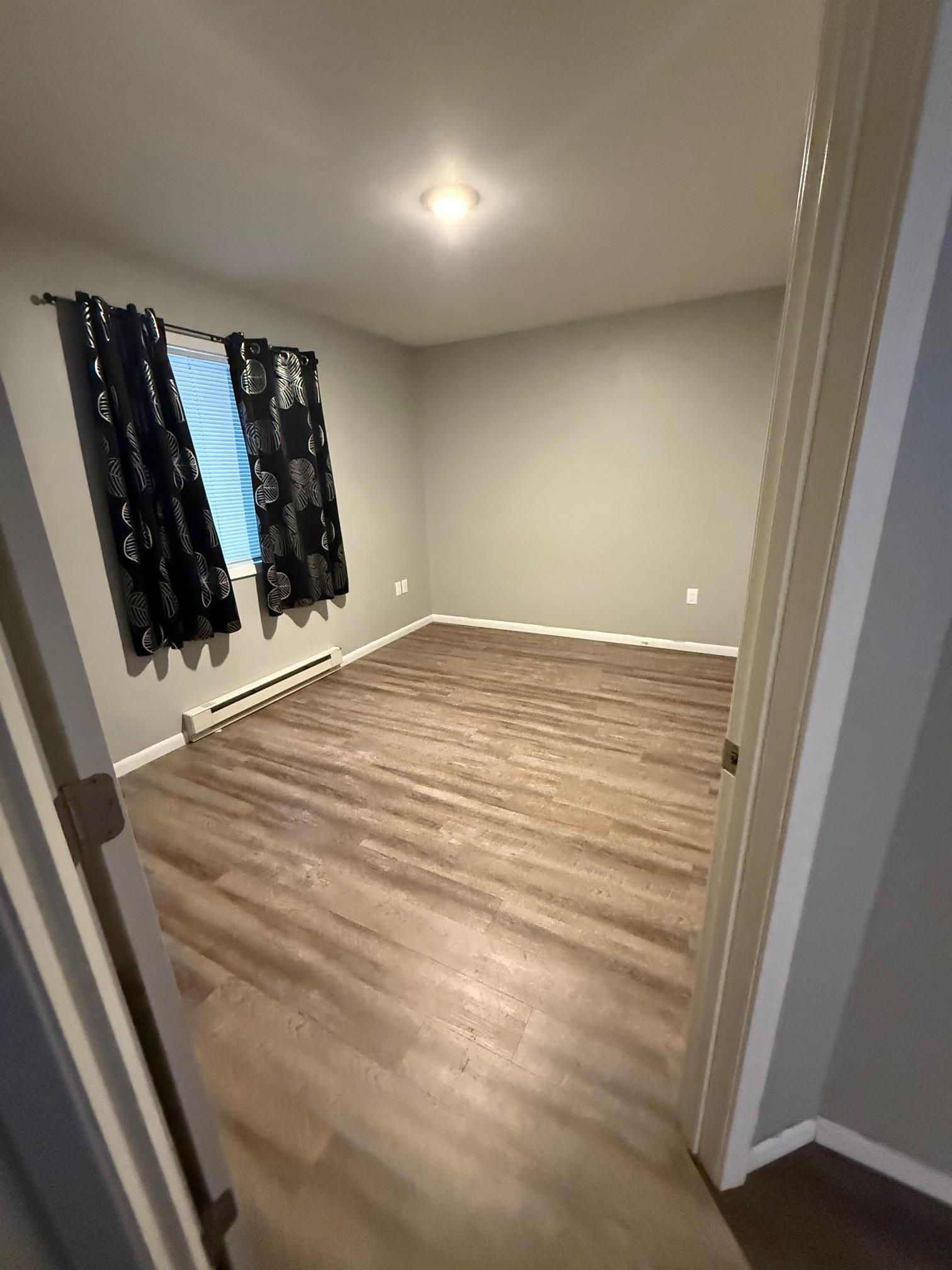 204 Poplar Avenue West, Unit B Badger, MN 56714 - Photo 5 of 9