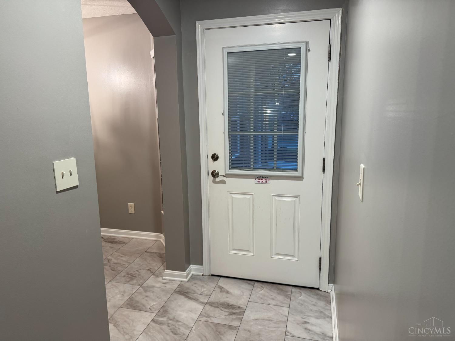 1488 Shadowood Trail Maineville, OH 45039 - Photo 2 of 35