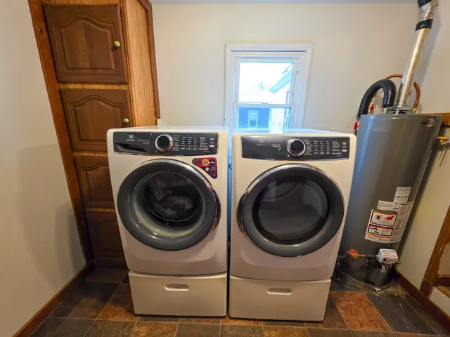 $64,900 | 105 Watkins Street, Cisne, IL 62823