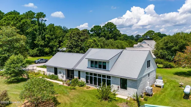 $570,000 | 400 Ragan Road, Oriental, NC 28571