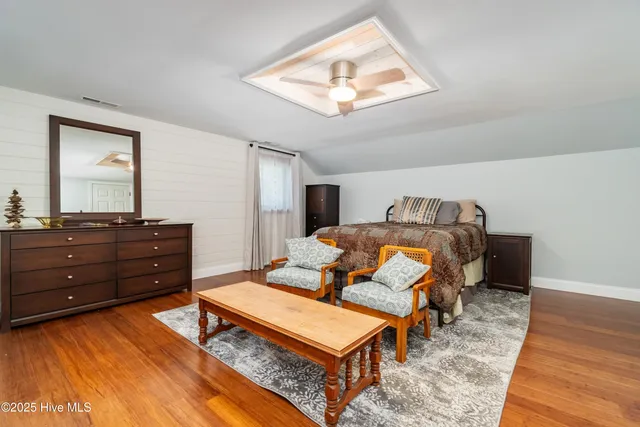 $570,000 | 400 Ragan Road, Oriental, NC 28571