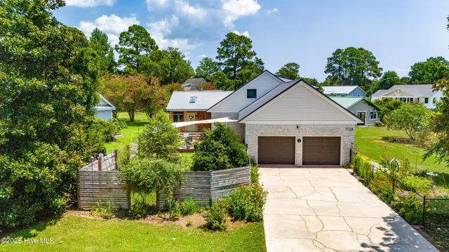 $570,000 | 400 Ragan Road, Oriental, NC 28571