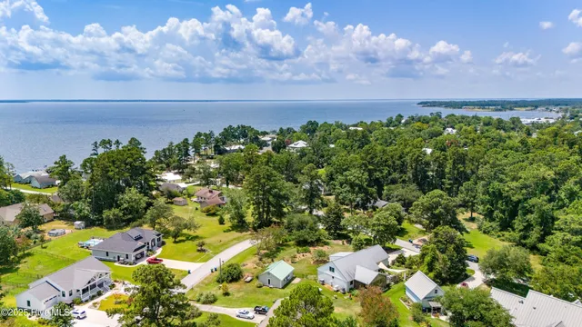 $570,000 | 400 Ragan Road, Oriental, NC 28571