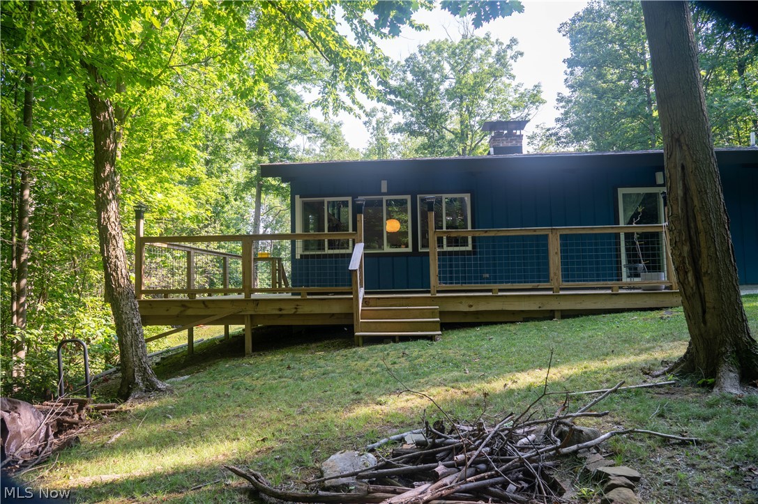 11629 Edgewood Road Chardon, OH 44024 - Photo 17 of 48 Very nice two sided deck around the home