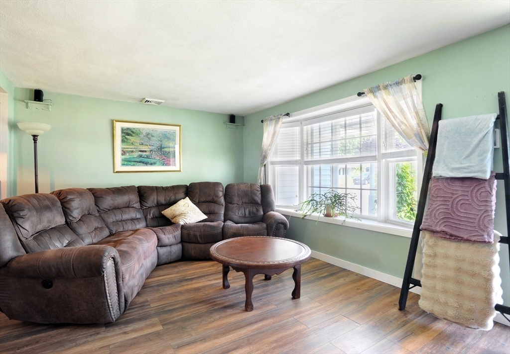 68 Alphonse Road Brockton, MA 02302 - Photo 3 of 28