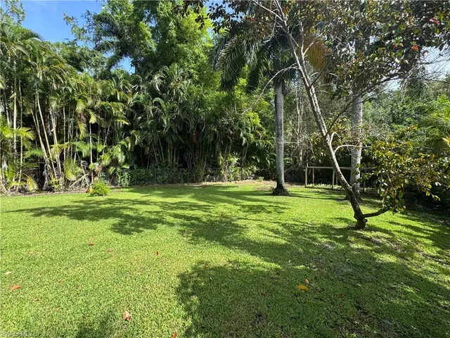 $749,000 | 5071 Coral Wood Drive, Naples, FL 34119