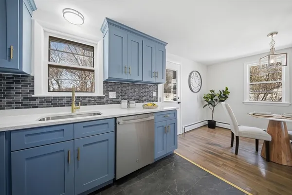 $549,000 | 9 Olympia Avenue, Woburn, MA 01801