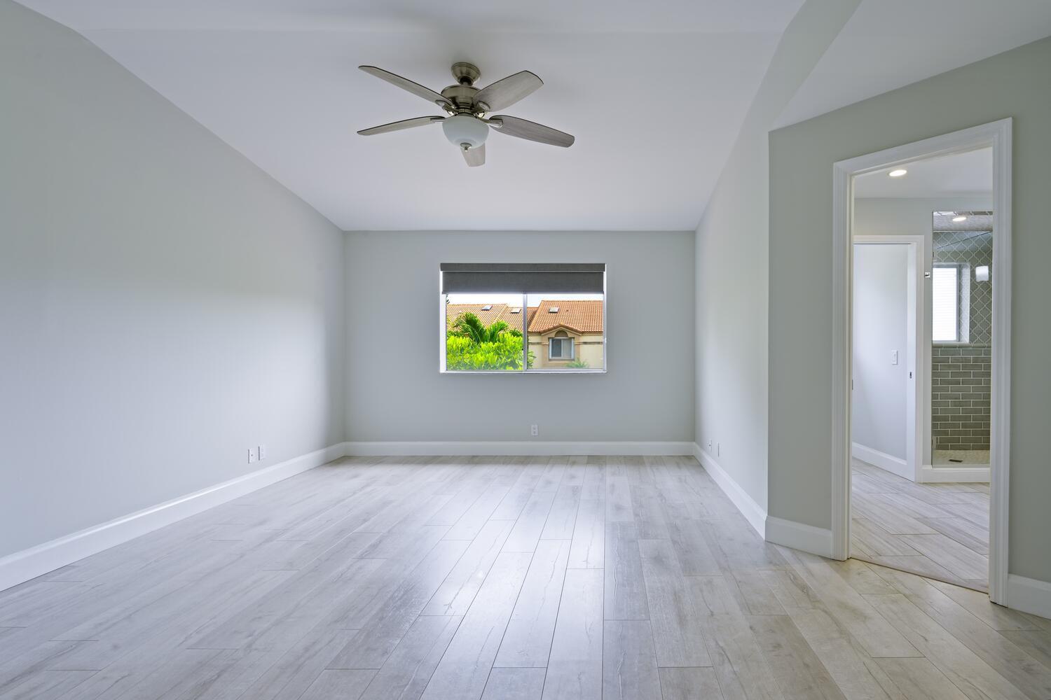 6817 Via Regina Boca Raton, FL 33433 - Photo 10 of 27 6817 Via Regina Boca Raton FL-large-022-