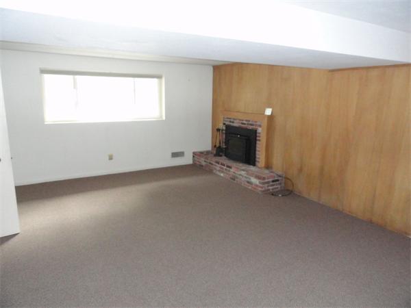 7 Holiday Road Wayland, MA 01778 - Photo 15 of 16