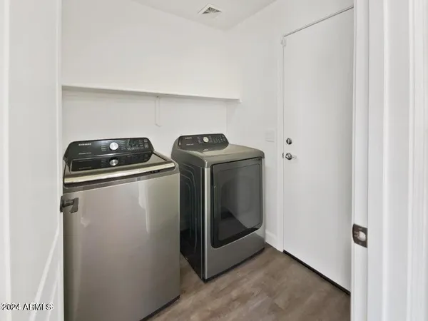 $2,295 | 866 South Cerise, Mesa, AZ 85208