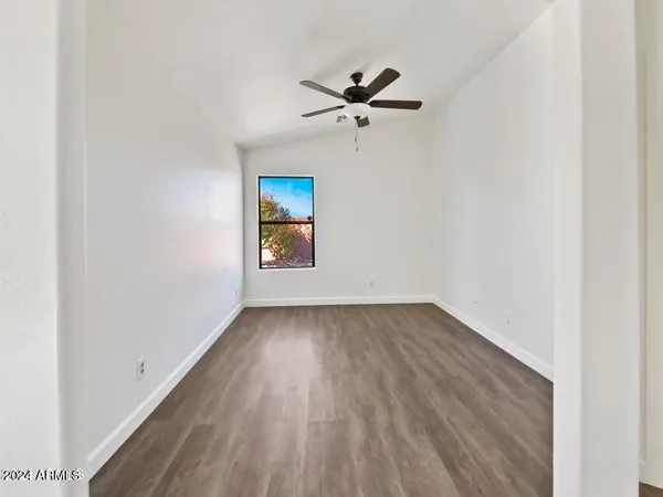 $2,195 | 866 South Cerise, Mesa, AZ 85208
