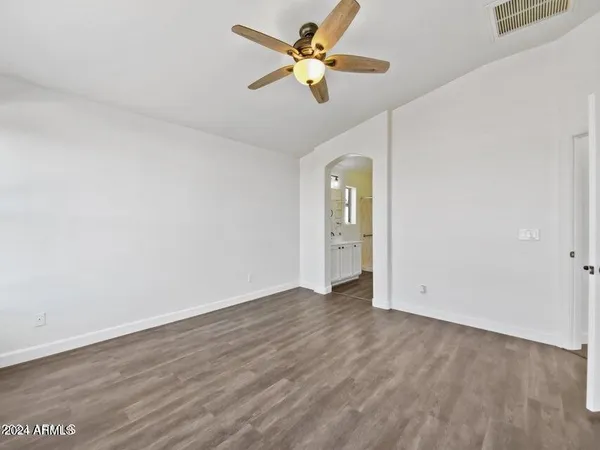 $2,295 | 866 South Cerise, Mesa, AZ 85208