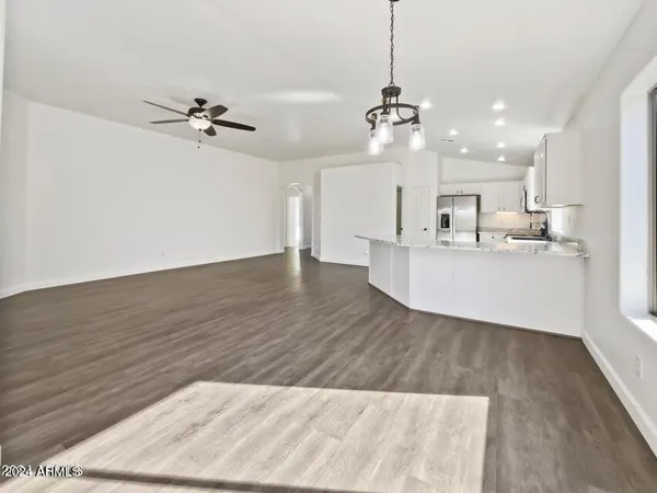 $2,195 | 866 South Cerise, Mesa, AZ 85208