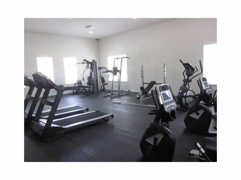 618 Southwest 1st Lane, Unit 618 Pompano Beach, FL 33060 - Photo 2 of 2 Photo 2