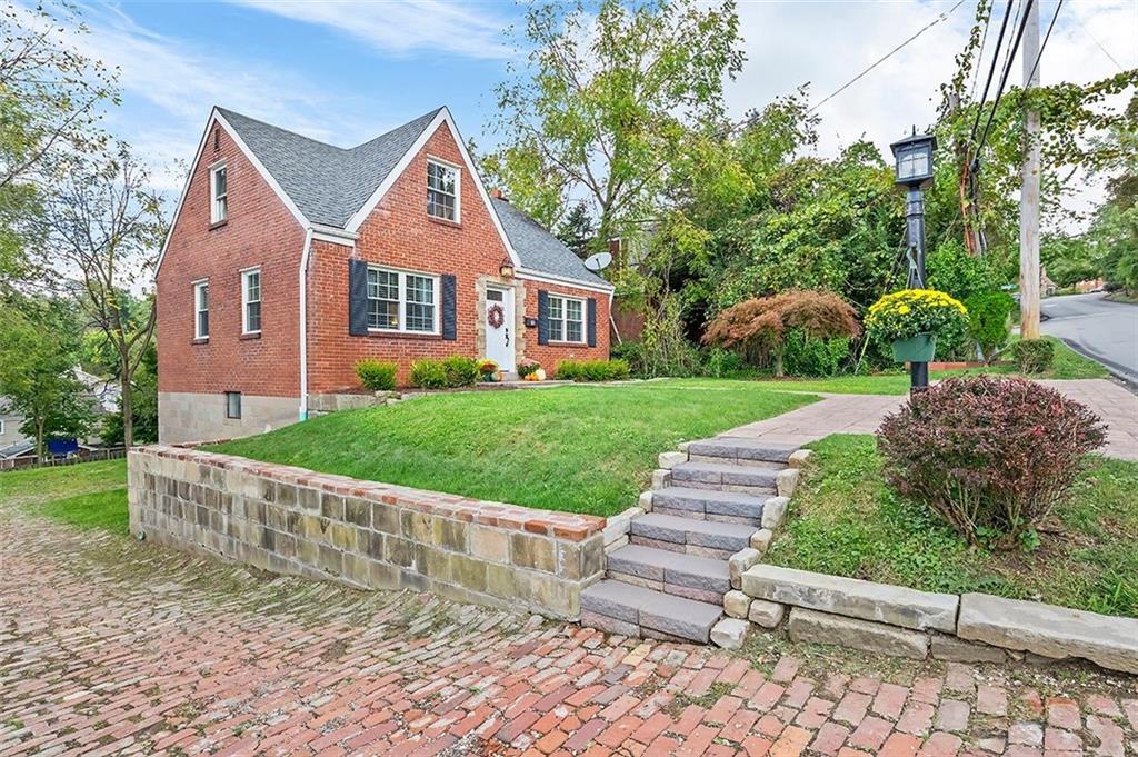 46 West Bruceton Road Pittsburgh, PA 15236 - Photo 2 of 25 Gallery Image 2