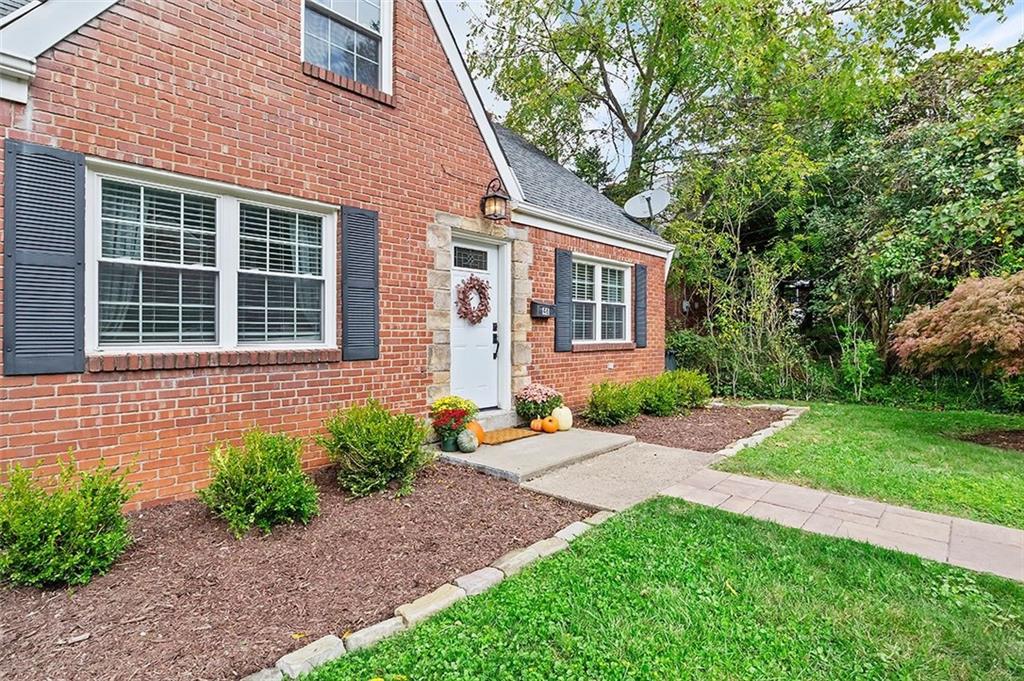 46 West Bruceton Road Pittsburgh, PA 15236 - Photo 3 of 25 Gallery Image 3