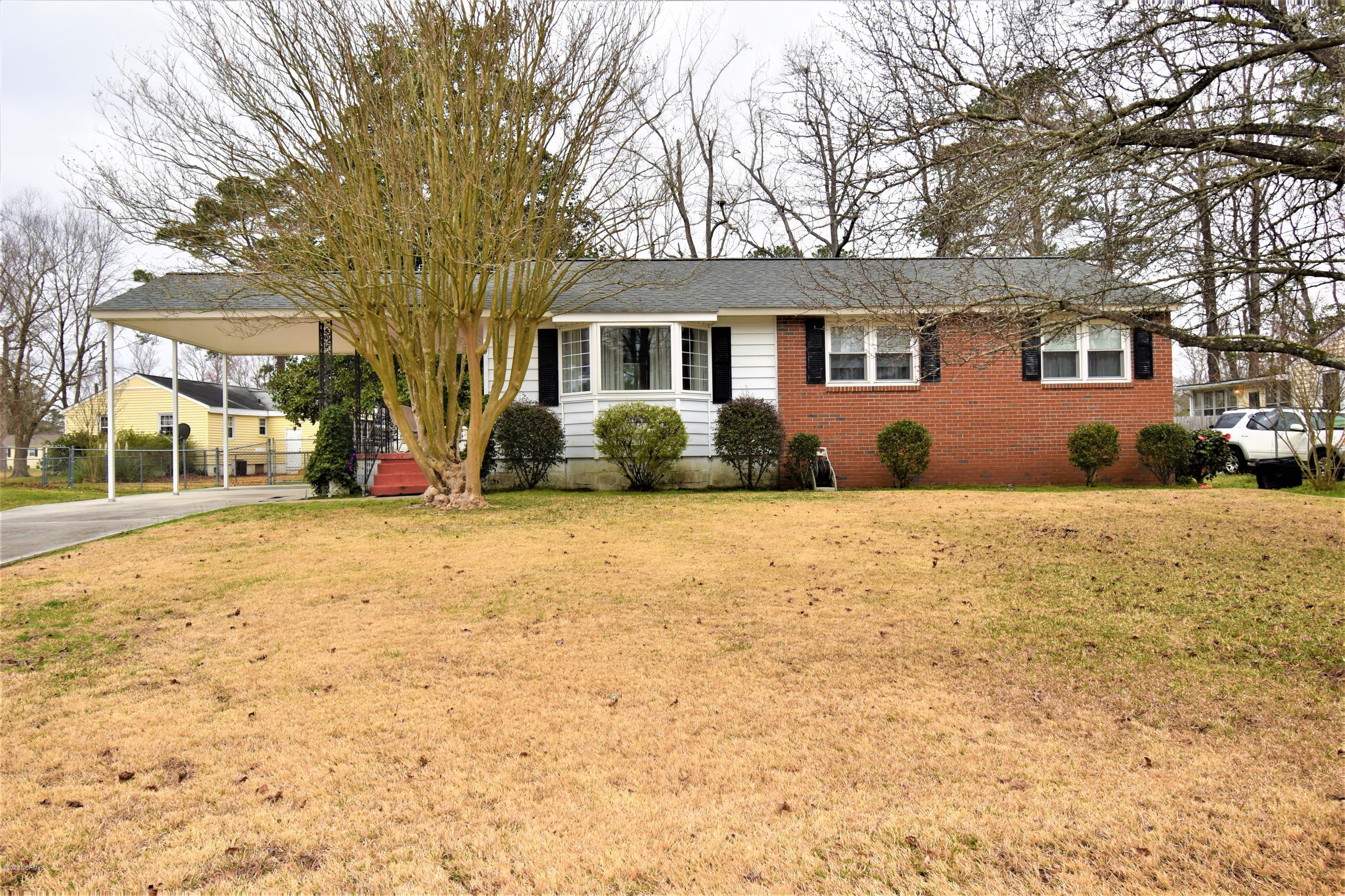 403 Cheyenne Road Jacksonville, NC 28540 - Photo 3 of 24 DSC_0091