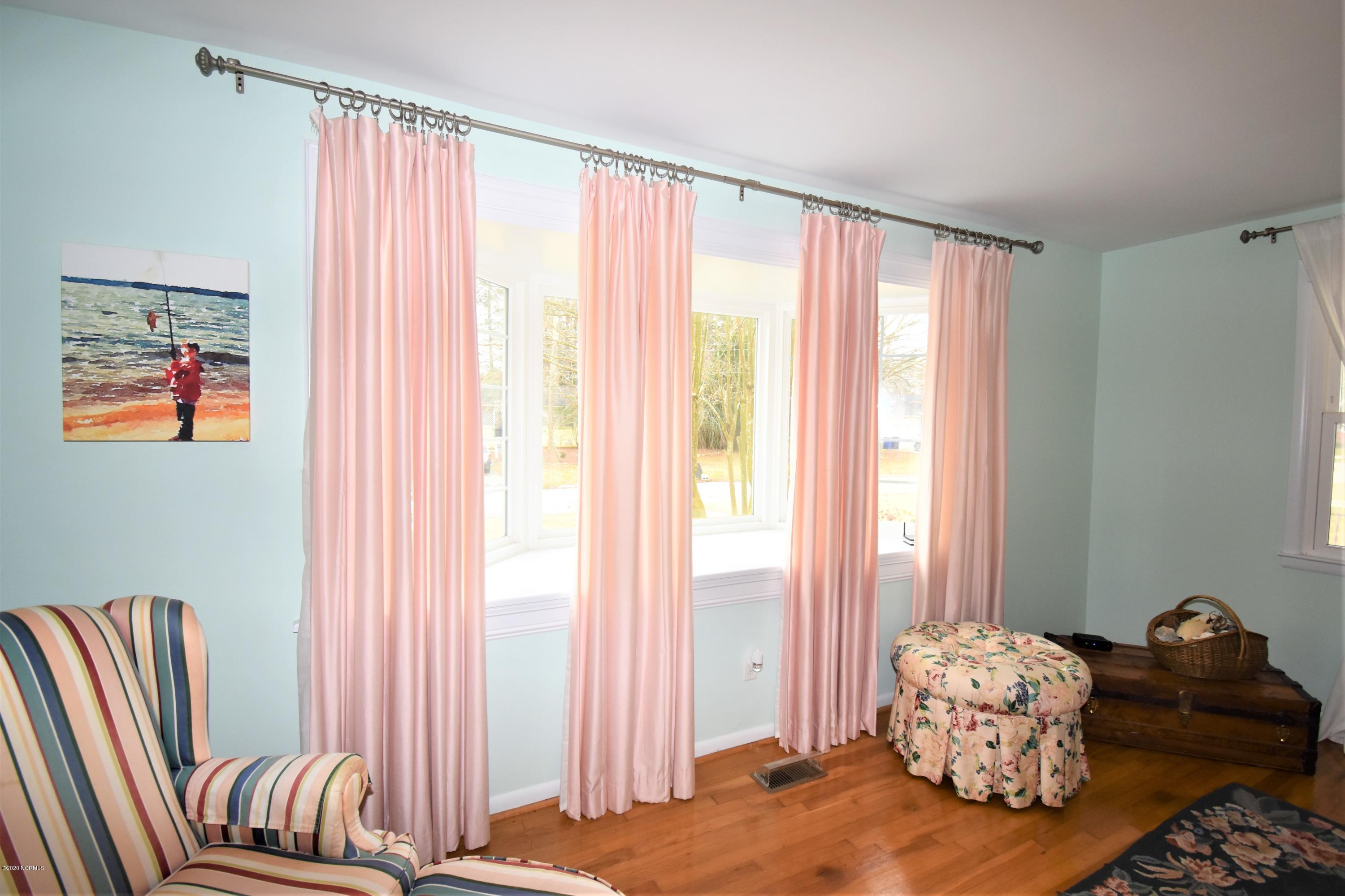 403 Cheyenne Road Jacksonville, NC 28540 - Photo 6 of 24 DSC_0148