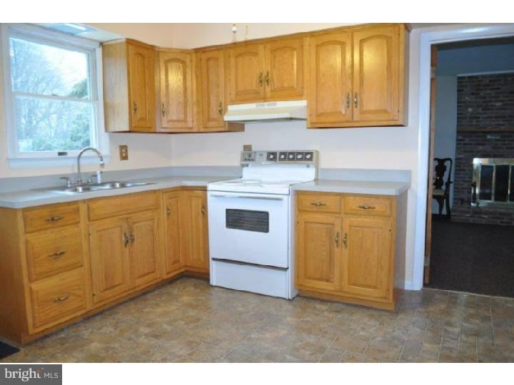 576 Jefferson Road Mullica Hill, NJ 08062 - Photo 2 of 21 Kitchen