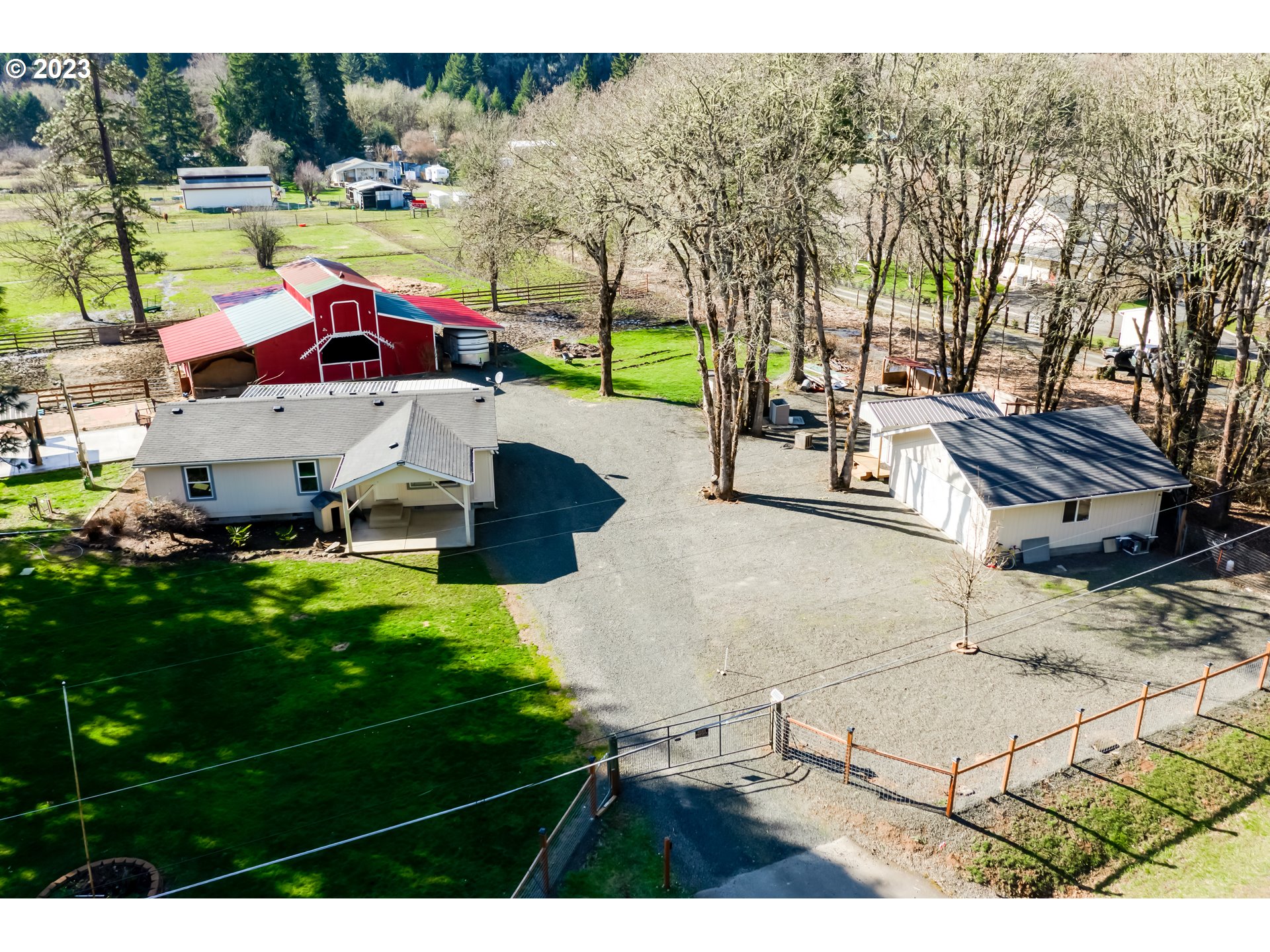 88716 Knight Road Veneta, OR 97487 - Photo 1 of 31 Gallery Image 1