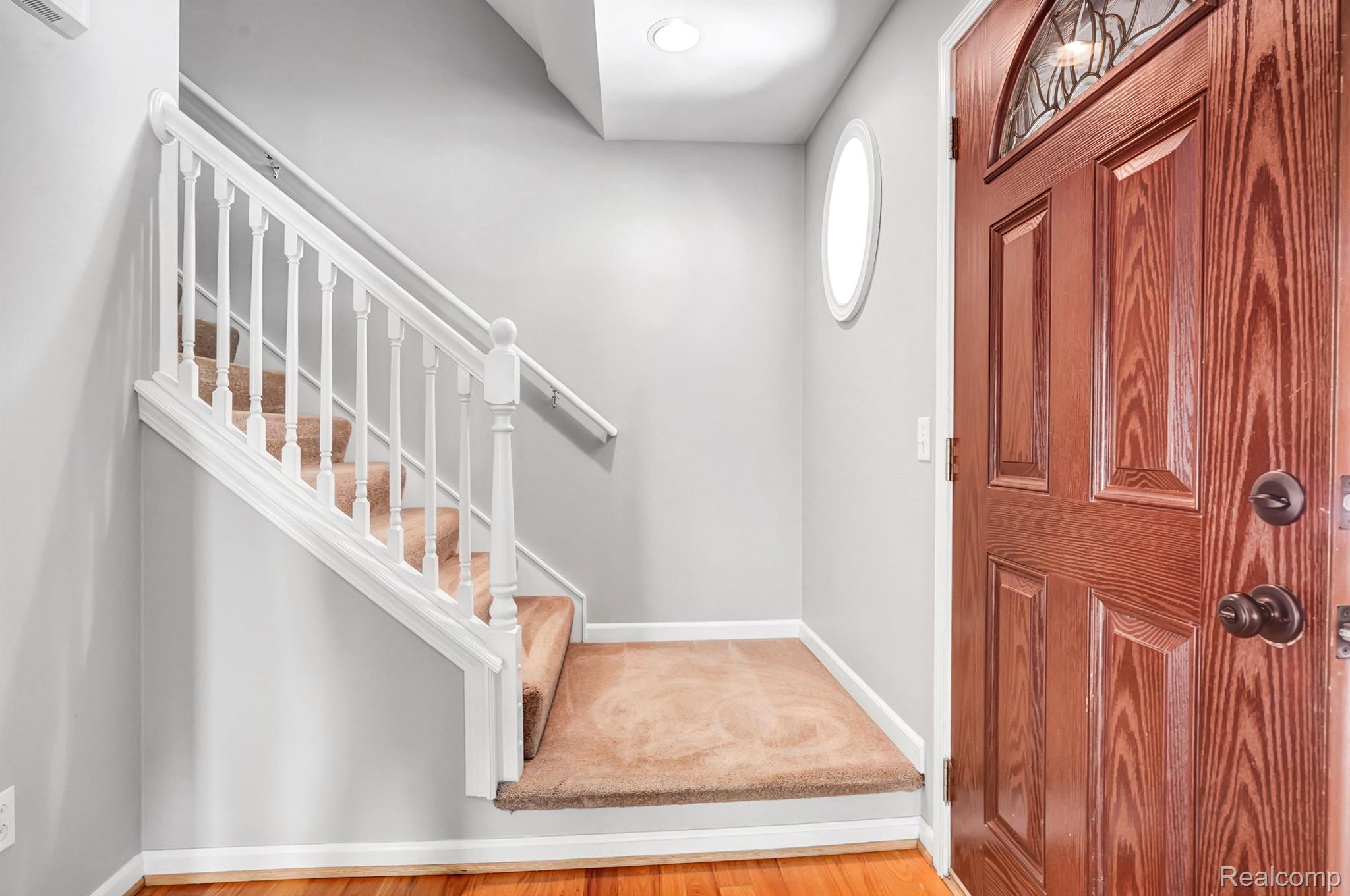 3328 Harvard Road Royal Oak, MI 48073 - Photo 3 of 33 Gallery Image 3