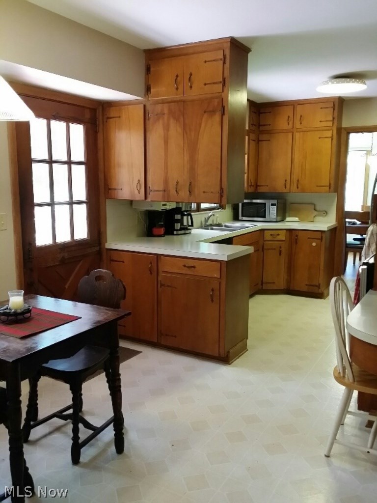 3916 Greenfield Road Uniontown, OH 44685 - Photo 8 of 25 Gallery Image 8