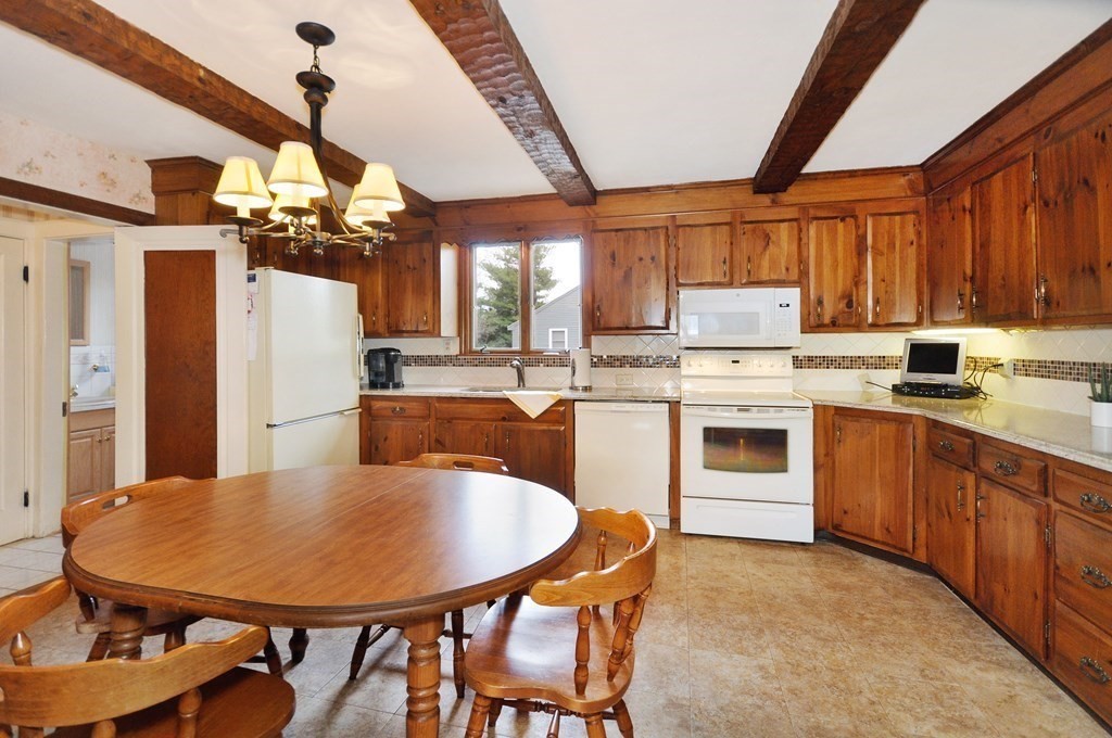 57 Richfield Road Arlington, MA 02474 - Photo 17 of 42