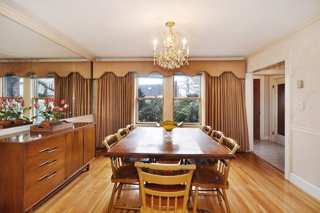57 Richfield Road Arlington, MA 02474 - Photo 7 of 42