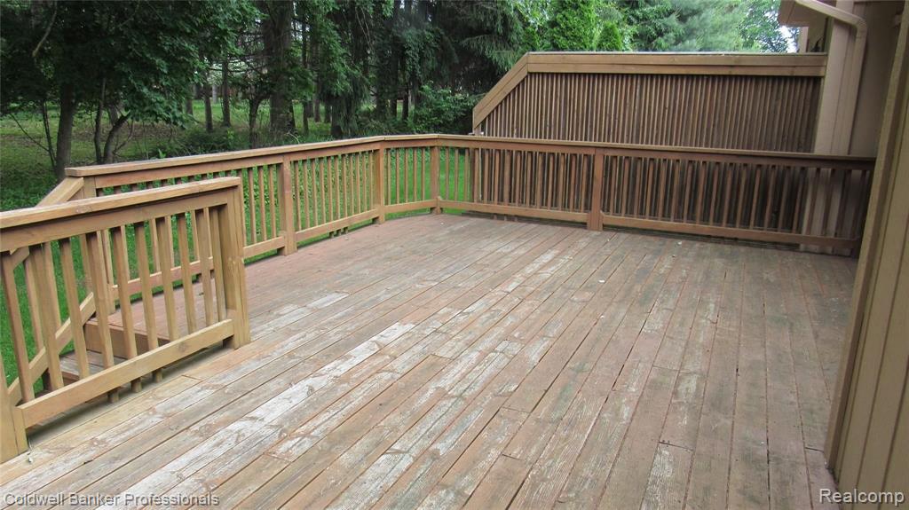 22320 River Ridge Trail Farmington Hills, MI 48335 - Photo 31 of 42