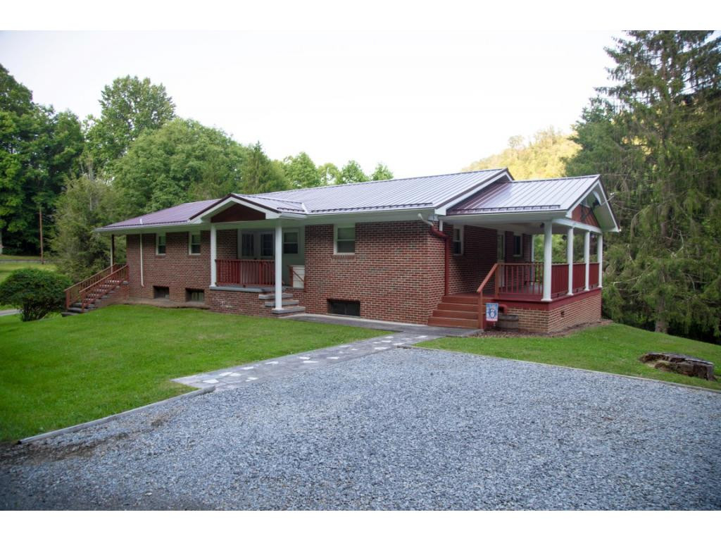 7020 Fincastle Road Wise, VA 24293 - Photo 1 of 33 Photo 1