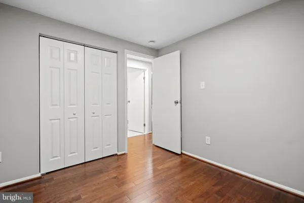 $3,150 | 5863 Jackson Oak Court, Burke, VA 22015