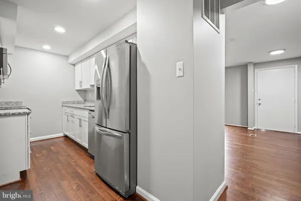 $3,150 | 5863 Jackson Oak Court, Burke, VA 22015