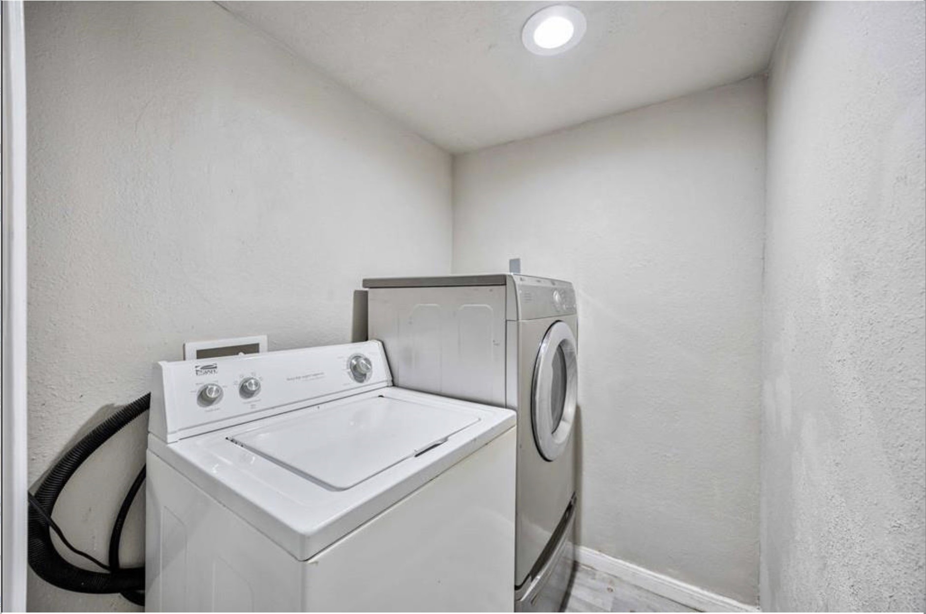 17843 South Cypress Villas Drive Spring, TX 77379 - Photo 4 of 18