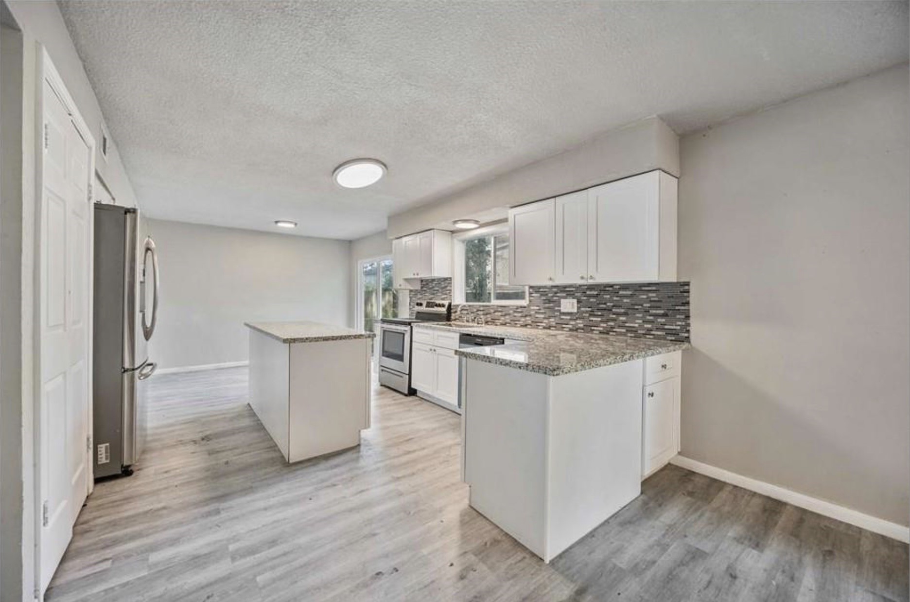 17843 South Cypress Villas Drive Spring, TX 77379 - Photo 8 of 18