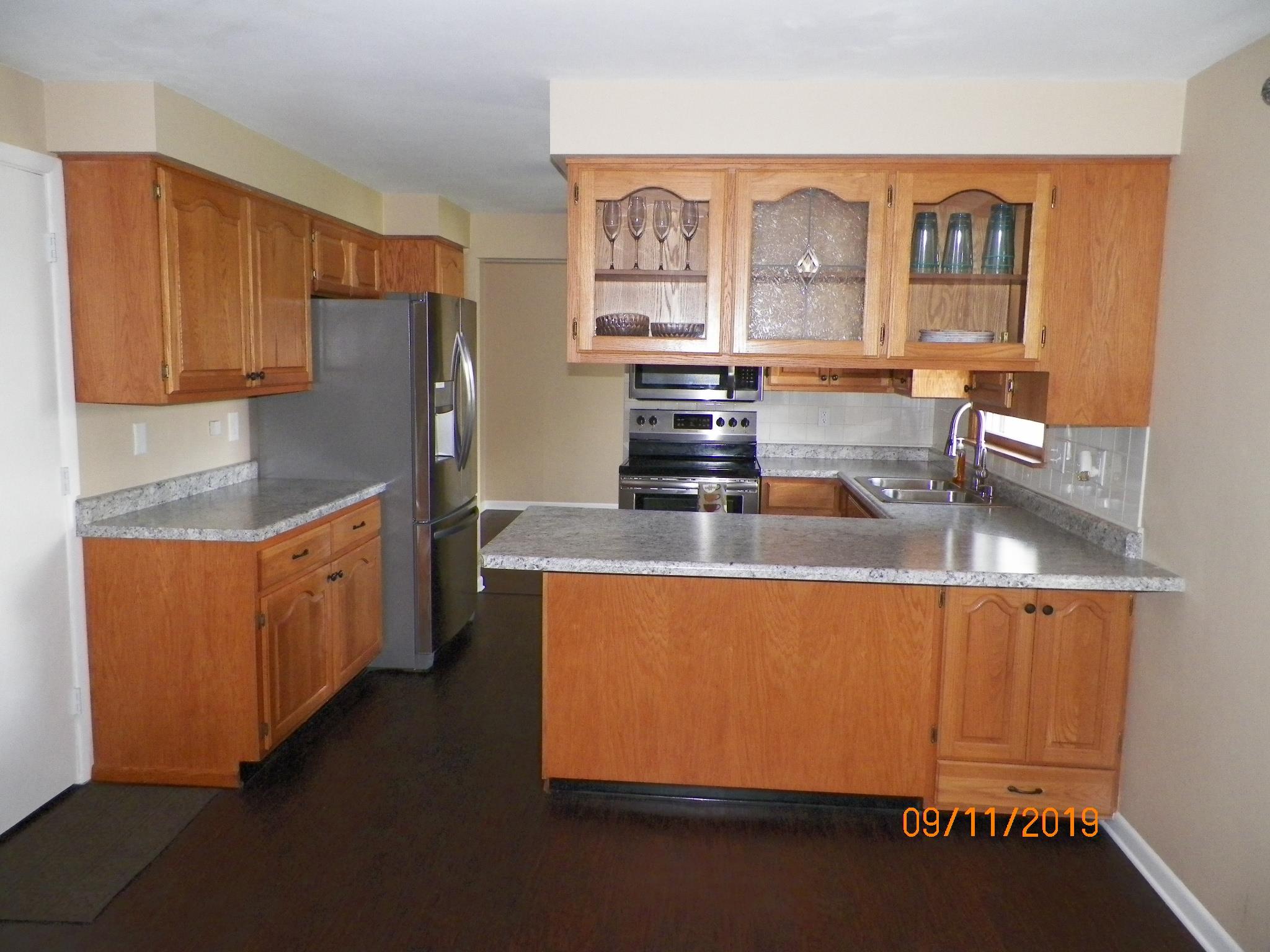 9218 Auburn Road Fort Wayne, IN 46825 - Photo 11 of 27