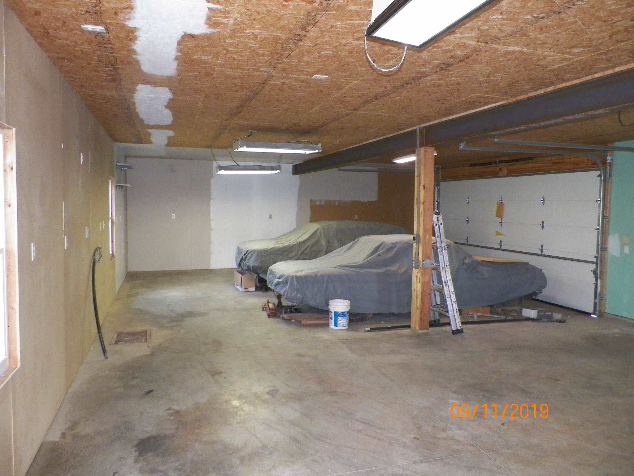 9218 Auburn Road Fort Wayne, IN 46825 - Photo 5 of 27
