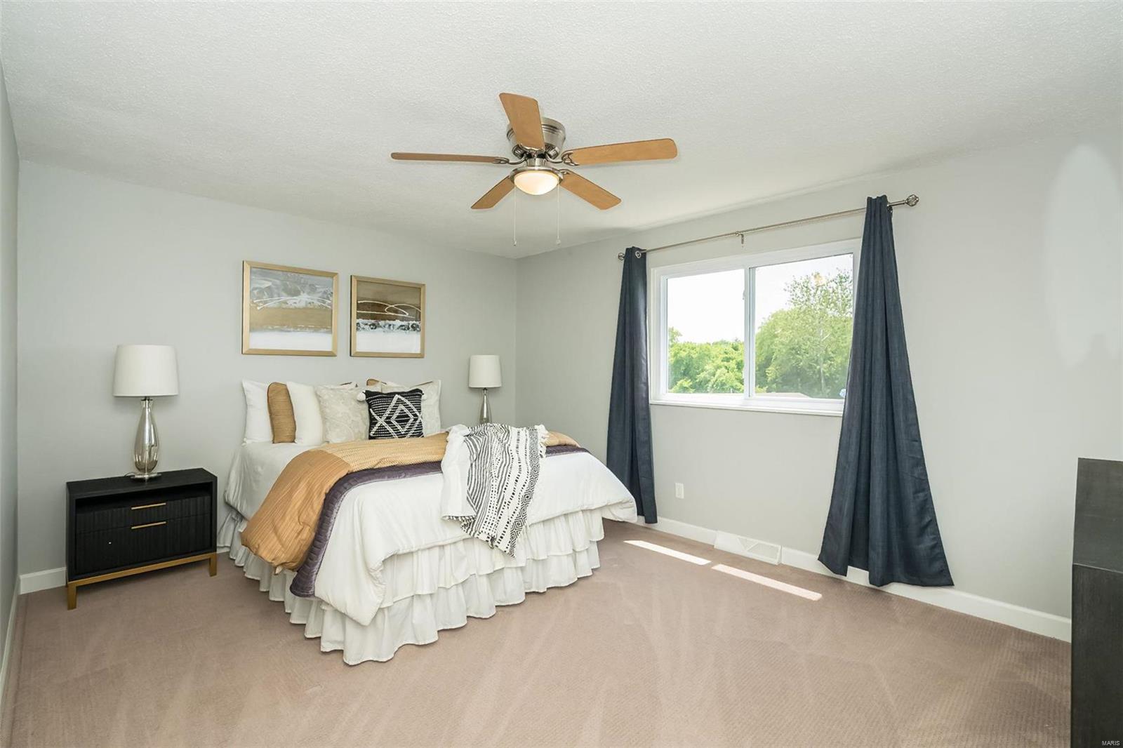 890 Rustic Manor Circle Ballwin, MO 63011 - Photo 13 of 28