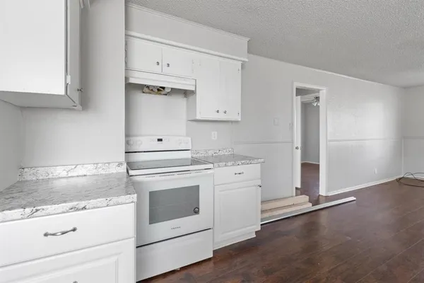 $925 | 120 East Monterey Street, Unit 120, Denison, TX 75021