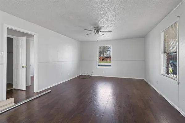 $925 | 120 East Monterey Street, Unit 120, Denison, TX 75021