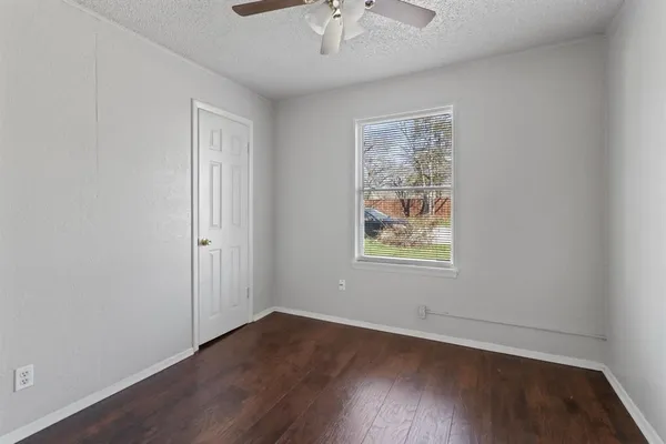 $925 | 120 East Monterey Street, Unit 120, Denison, TX 75021