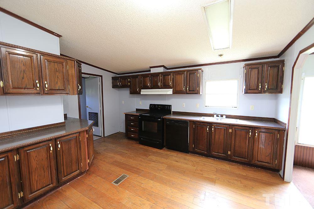 8355 Driver Road Zebulon, NC 27597 - Photo 4 of 24