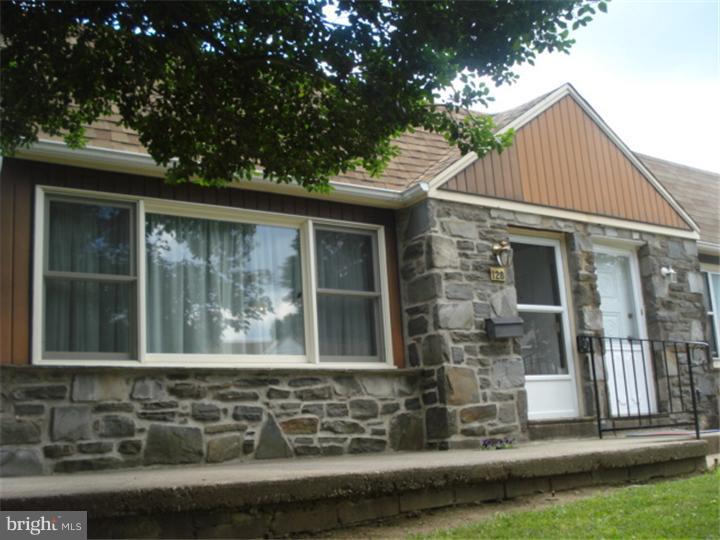 128 Juniper Road Havertown, PA 19083 - Photo 1 of 14