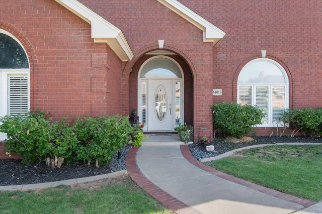 $465,000 | 5801 85th Street, Lubbock, TX 79424