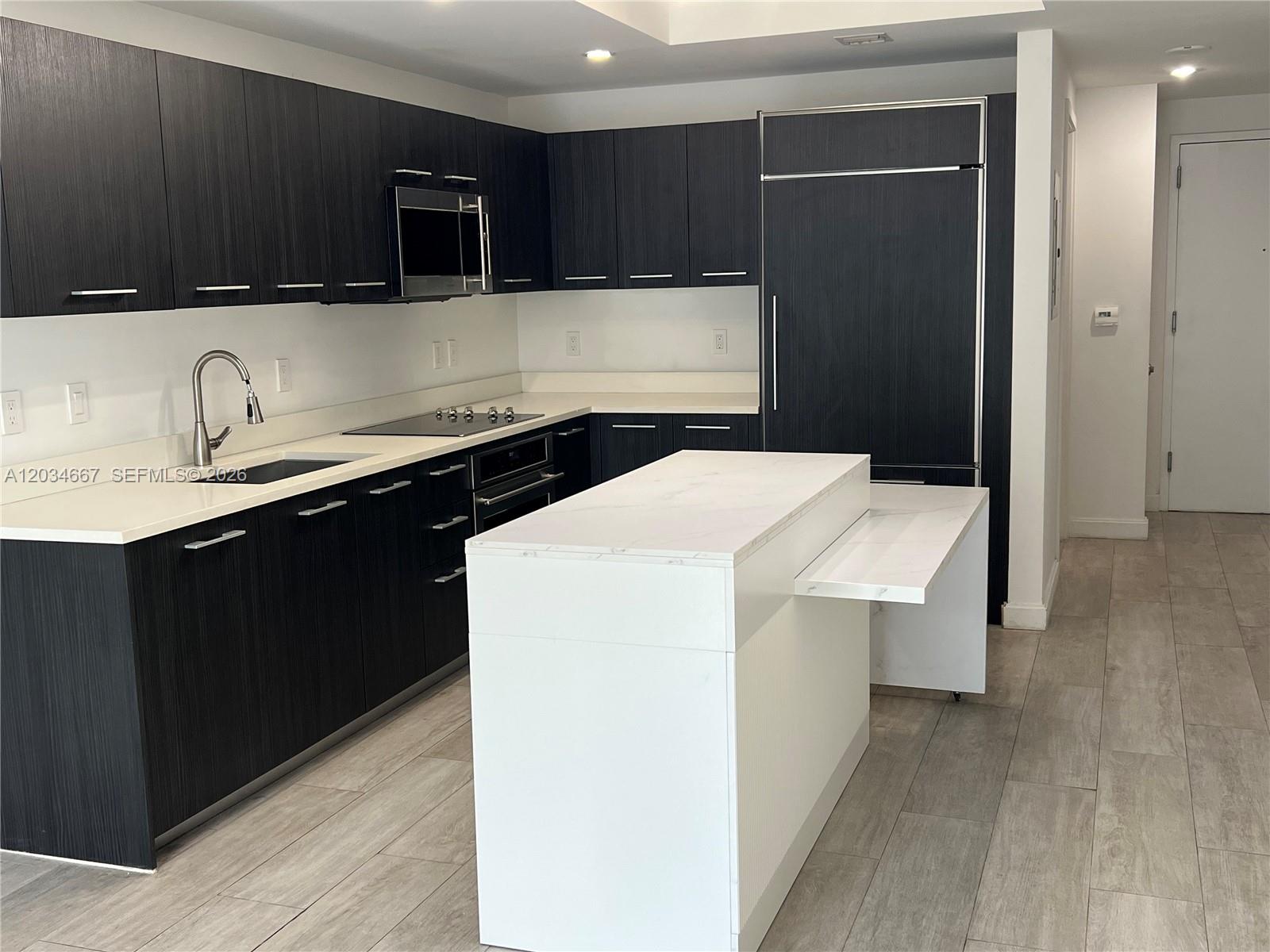 55 Southwest 9th Street, Unit 1605 Miami, FL 33130 - Photo 8 of 17