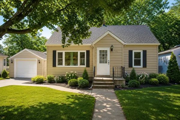 $295,000 | 131 East Elm Street, Norwood Young America, MN 55368
