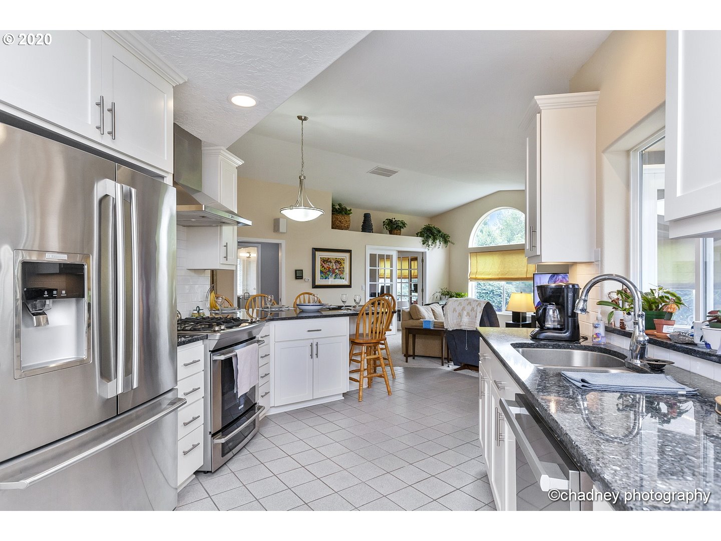 16911 Southeast Sager Road Happy Valley, OR 97086 - Photo 11 of 28 Kitchen