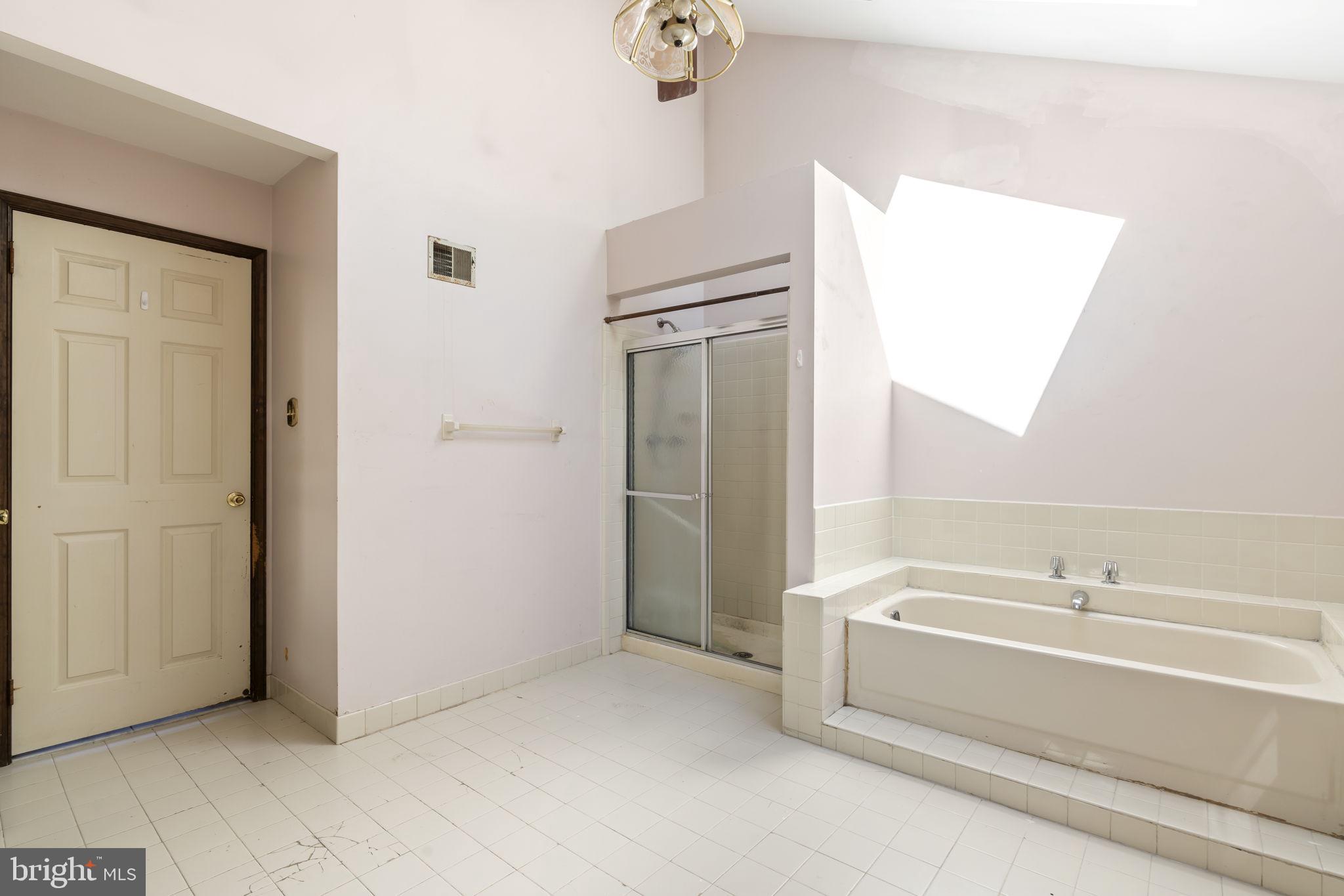 1 Wayne Circle Lower Gwynedd, PA 19002 - Photo 30 of 44 Primary Bathroom Continued...