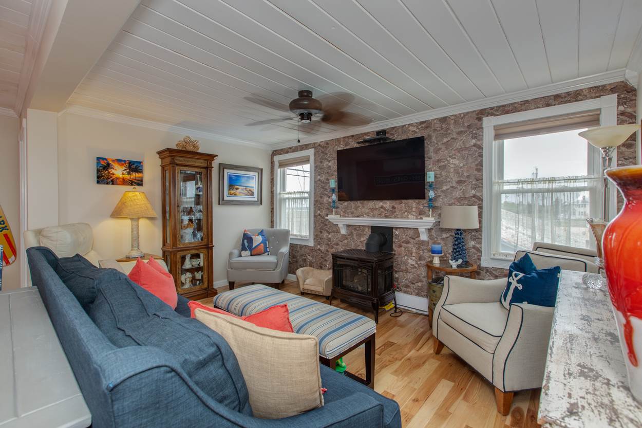 80 Island Path Hampton, NH 03842 - Photo 15 of 40