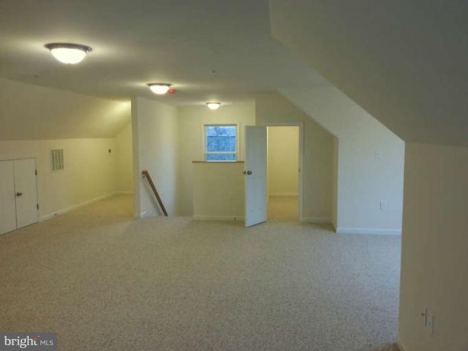 1602 Knoxville Road Edgewater, MD 21037 - Photo 6 of 12 Interior (General)
